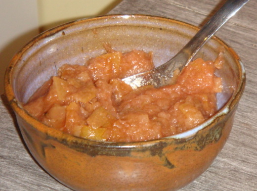 Cooking homemade applesauce makes your home smell great too.